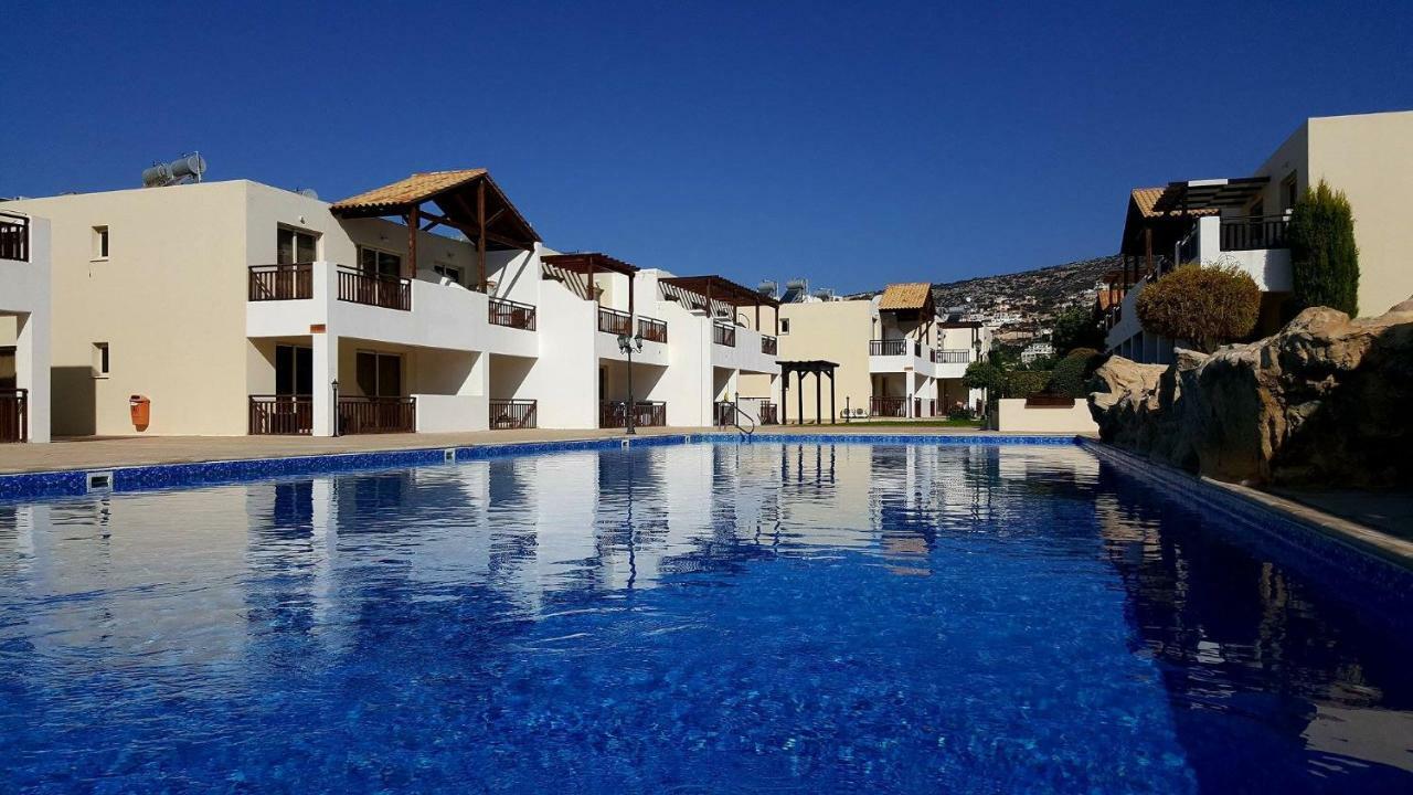 Ground Floor One Bedroom Apartment B2, 3 Pools, Free Wifi Пейя Екстер'єр фото