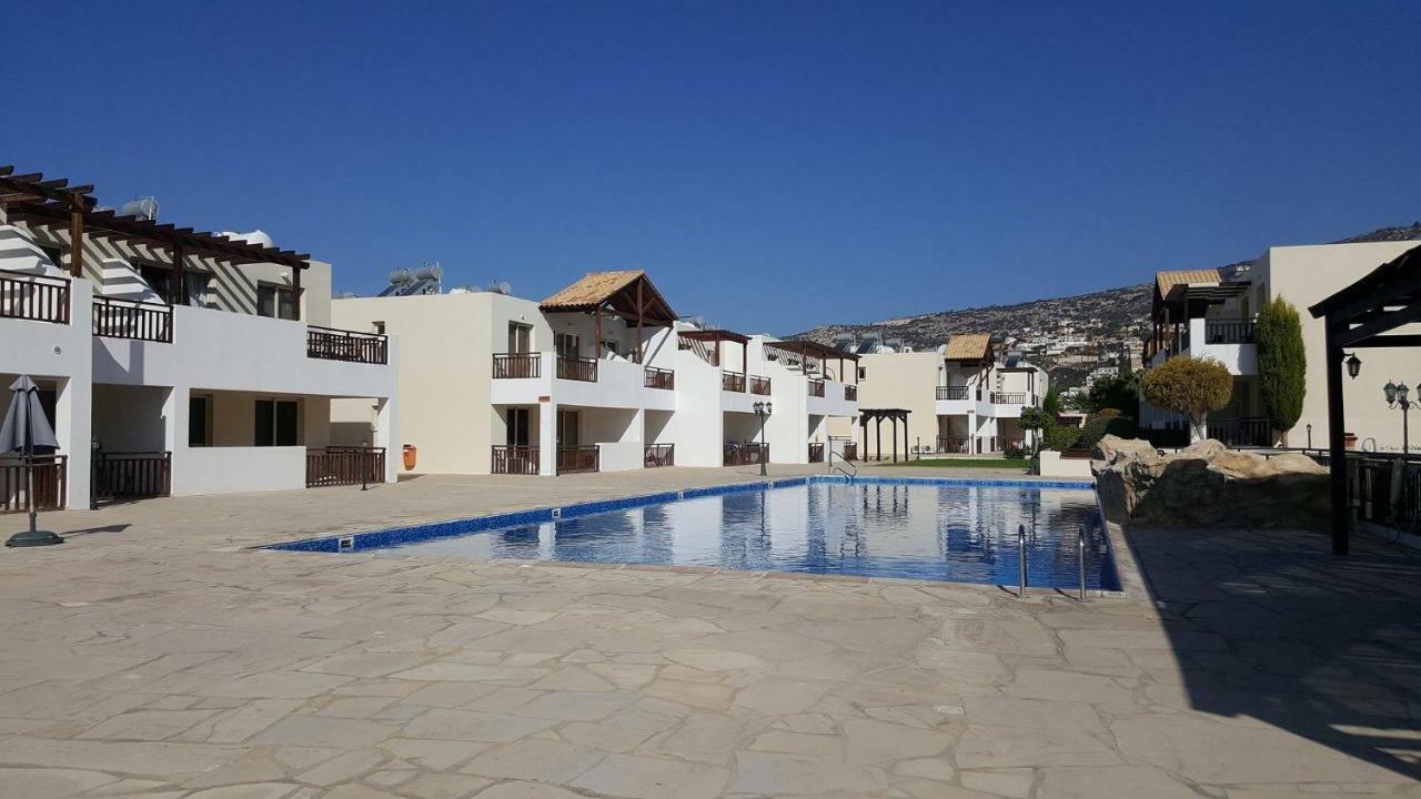 Ground Floor One Bedroom Apartment B2, 3 Pools, Free Wifi Пейя Екстер'єр фото